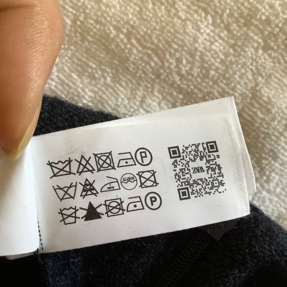 ZARA Wool Blend Textured Midi Skirt Navy SZ S. - Picture 16 of 16